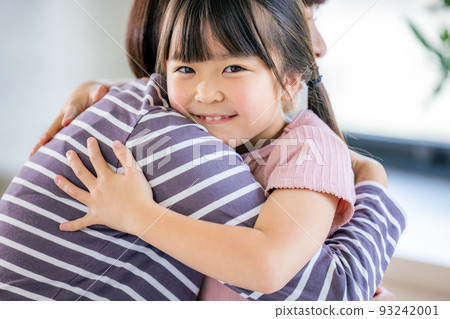 擁抱自己的女孩 93242001