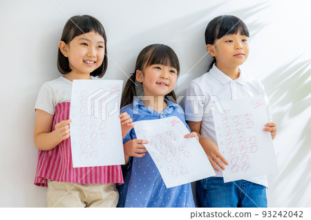 樂於獲得滿分的孩子 93242042