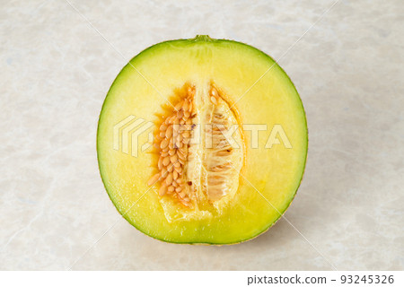 香甜可口的甜瓜 網眼精美的甜瓜被用作禮物 香甜可口的甜瓜 網眼精美的甜瓜被用作禮物 93245326