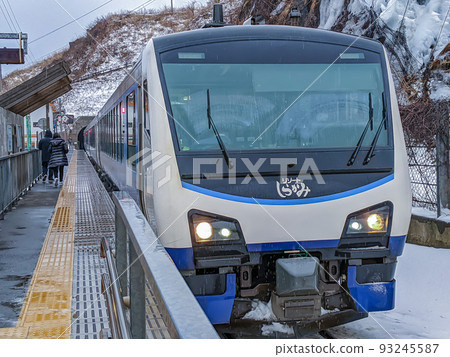 Resort Shirakami at Senjojiki Station on the Gono Line in January 93245587