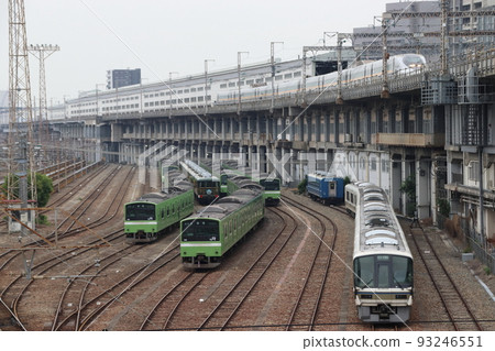 Vehicles detained at the Miyahara Branch of the Aboshi General Depot: Osaka Higashi Line 201 series train 93246551