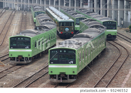 Vehicles detained at the Miyahara Branch of the Aboshi General Depot: Osaka Higashi Line 201 series train Vehicles detained at the Miyahara Branch of the Aboshi General Depot: Osaka Higashi Line 201 series train 93246552