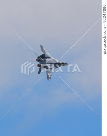 波蘭空軍 MiG-29 示範隊盤旋 波蘭空軍 MiG-29 示範隊盤旋 93247896