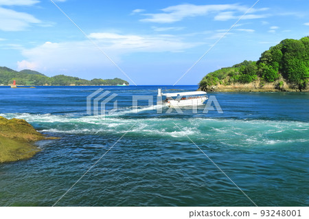 [Ehime Prefecture] Kurushima Strait Rapids Sightseeing Boat and Funaori Seto 93248001