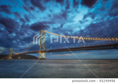 Akashi Kaikyo Bridge and seaside scenery in Hyogo Prefecture Akashi Kaikyo Bridge and seaside scenery in Hyogo Prefecture 93249498