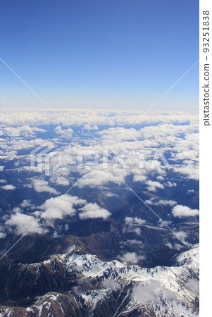 新西蘭風景/從雲層上方看到的雪山 93251838