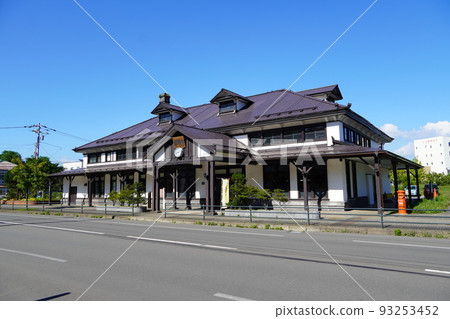 Former Muroran Station Building (Muroran Tourism Association) Former Muroran Station Building (Muroran Tourism Association) 93253452