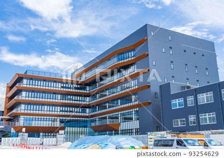 大阪府新建的和泉市政廳 大阪府新建的和泉市政廳 93254629