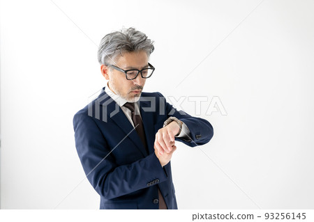 戴手錶的男人 93256145