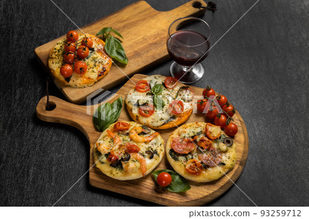 Mix pizza Italian delicious food mixture pizza 93259712