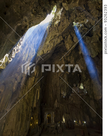 Huyen Khong Cave, Da Nang, Vietnam 93262393