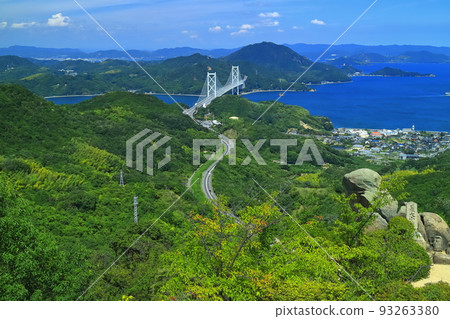 [Hiroshima Prefecture] Innoshima Bridge seen from Mt. Shirataki (Onomichi Innoshima Gohyaku Rakan) 93263380