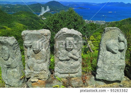 [Hiroshima Prefecture] Innoshima Bridge seen from Mt. Shirataki (Onomichi Innoshima Gohyaku Rakan) 93263382