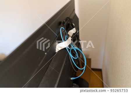 television, television set, cable 93265733