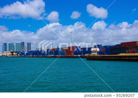Many containers at Port Miami, one of the largest cargo port 93269207