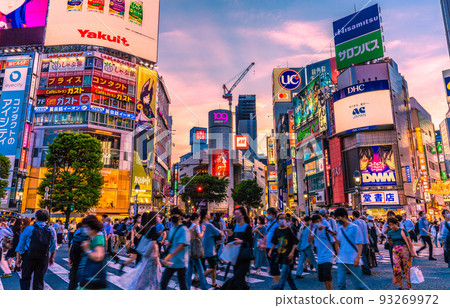 Tokyo cityscape in Japan 4 weeks the world's most. 311 deaths, 2nd highest in the past, 59.9% hospital bed occupancy rate = August 16, Shibuya Tokyo cityscape in Japan 4 weeks the world's most. 311 deaths, 2nd highest in the past, 59.9% hospital bed occupancy rate = August 16, Shibuya 93269972