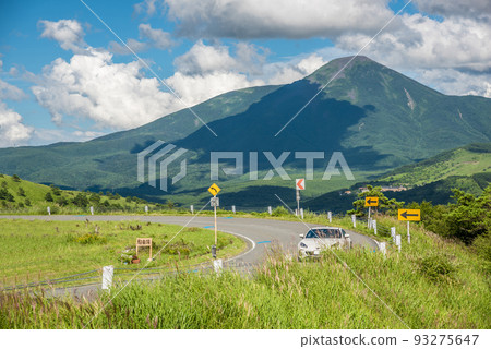 長野縣金星線的風景，蓼科山，藍天白雲[8月] 93275647