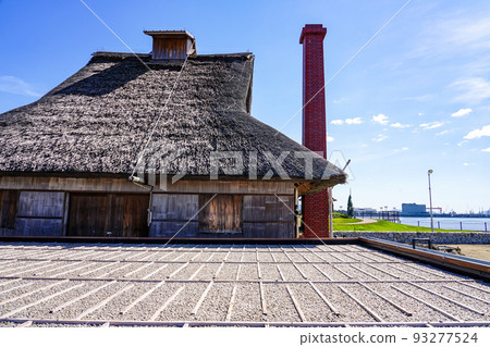 在歌津臨海公園復原的入浜鹽田（香川縣歌津町） 93277524