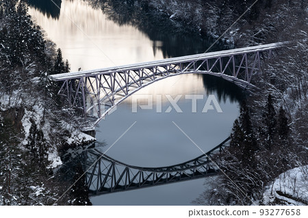 Daiichi Tadami River Bridge 冬季 Daiichi Tadami River Bridge 冬季 93277658
