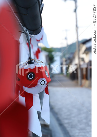 Townscape with goldfish lanterns and white walls! Yanai City Yamaguchi Tourism Memories of Summer!　 93277857