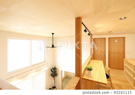 新房子的時尚二樓大廳形象 新房子的時尚二樓大廳形象 93281115