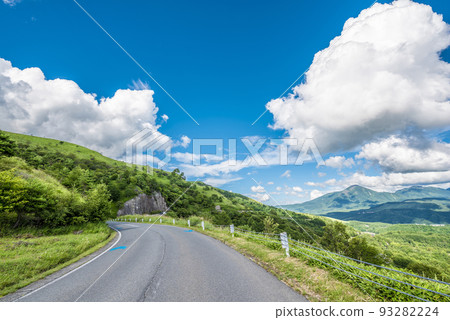 長野縣金星線的風景，八岳，藍天白雲[8月] 93282224