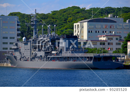 YOKOSUKA naval port tour ・Submarine rescue ship Chiyoda with two decks ・Yokosuka City, Kanagawa Prefecture YOKOSUKA naval port tour ・Submarine rescue ship Chiyoda with two decks ・Yokosuka City, Kanagawa Prefecture 93285520