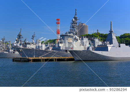 YOKOSUKA naval port tour, bow of escort ship Mogami (1) and Kirishima (174), Yokosuka City, Kanagawa Prefecture YOKOSUKA naval port tour, bow of escort ship Mogami (1) and Kirishima (174), Yokosuka City, Kanagawa Prefecture 93286294