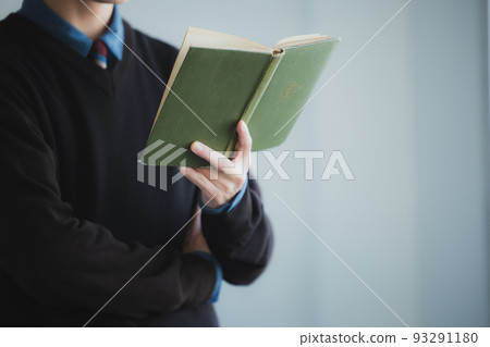 戴眼鏡的男人 93291180