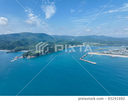 Shimanto City, Kochi Prefecture, Shimanto River, downstream scenery 93291892