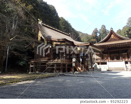 Hiyoshi Taisha Shrine, located in Sakamoto, Otsu City, Shiga Prefecture, is a shrine of the Tendai sect that was called Hiyoshi Shrine. Hiyoshi Taisha Shrine, located in Sakamoto, Otsu City, Shiga Prefecture, is a shrine of the Tendai sect that was called Hiyoshi Shrine. 93292223