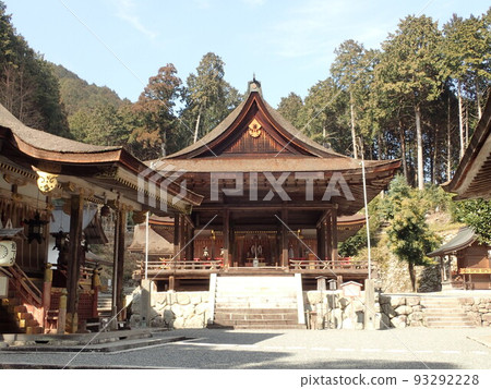 Hiyoshi Taisha Shrine, located in Sakamoto, Otsu City, Shiga Prefecture, is a shrine of the Tendai sect that was called Hiyoshi Shrine. Hiyoshi Taisha Shrine, located in Sakamoto, Otsu City, Shiga Prefecture, is a shrine of the Tendai sect that was called Hiyoshi Shrine. 93292228