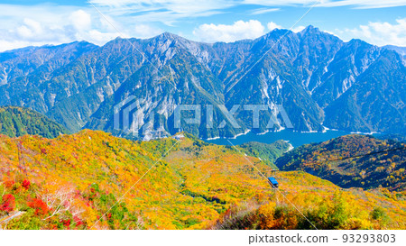 秋季立山黑部阿爾卑斯山脈路線（從大觀峰眺望） 93293803