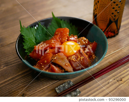 Yukhoe-style pickled tuna Yukhoe-style pickled tuna 93296000