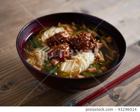 Meatball Ankake Somen Noodles Meatball Ankake Somen Noodles 93296014