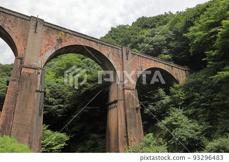 Usui Third Bridge (Megane Bridge) (Gunma) Usui Third Bridge (Megane Bridge) (Gunma) 93296483