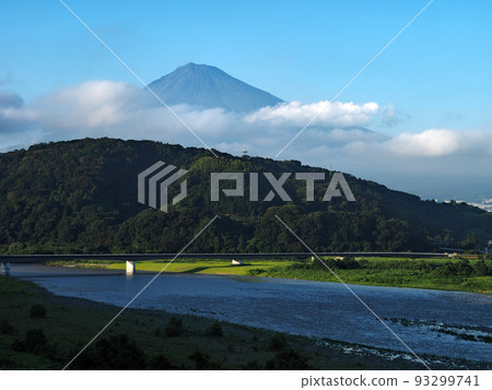Mt. Fuji seen from Fujikawa SA 93299741
