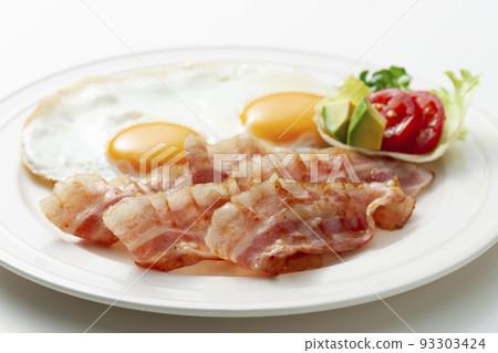 Bacon egg 93303424