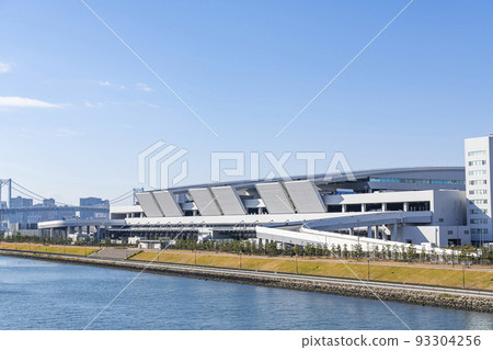 Koto Ward, Tokyo, Toyosu Market (Seafood Wholesale Market Building) in sunny weather 93304256