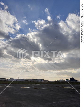 light from the clouds light from the clouds 93305127