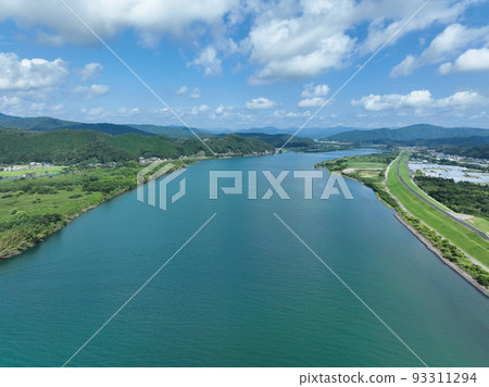 Shimanto City, Kochi Prefecture, Shimanto River, downstream scenery 93311294