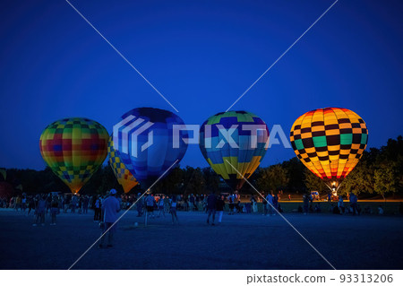 Night view of the Firelake Fireflight Balloon Festival event 93313206