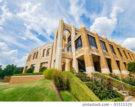 Sunny exterior view of the College of Allied Health of University of Oklahoma 93313329
