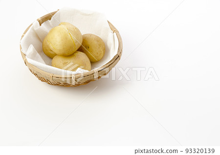 蒸土豆 93320139
