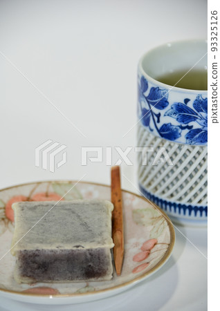 Kintsuba和茶 93325126
