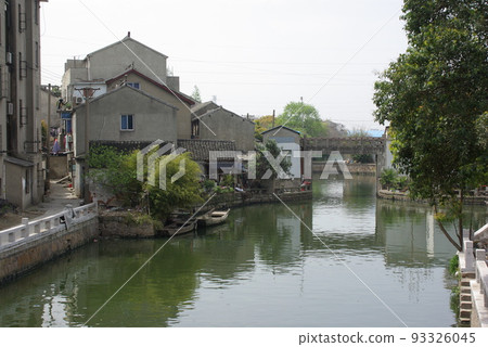中國蘇州 有運河的風景 一條貫穿長江下游大城市的運河，也被稱為東方威尼斯 93326045