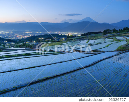 Yamanashi _ A superb view of Mt. Fuji at dawn seen from the rice terraces of Nakano 93326727
