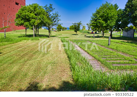 Prefectural Library - Summer/Walking Course 93330522