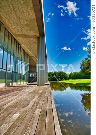 Prefectural Library - Summer/Walking Course 93330721