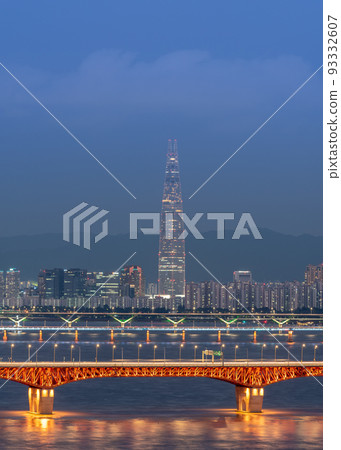 Lotte World Tower skyscraper and Han River in Seoul South Korea 93332607